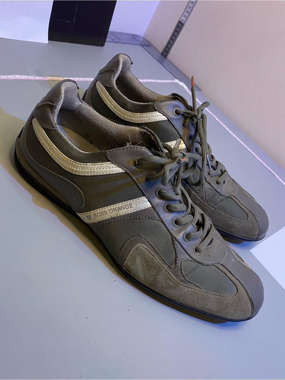 HUGO BOSS Orange Grey Mens Sneakers 43EU Leather Low Top Shoes Athletic